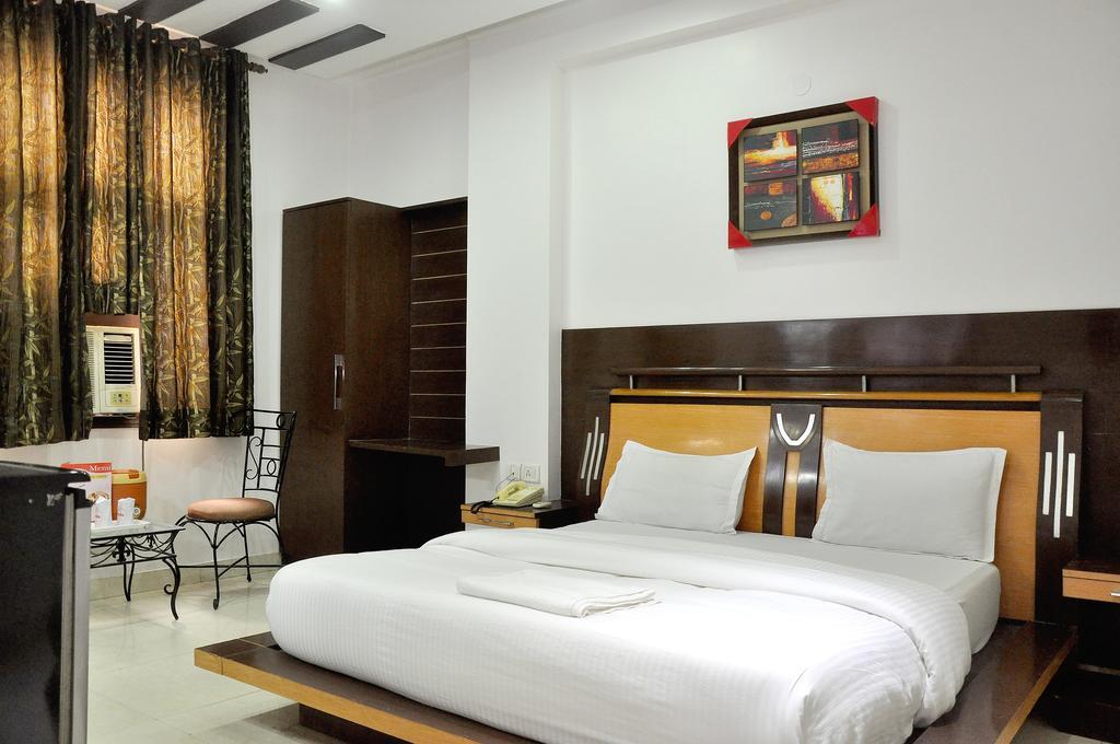 Adb Rooms Hotel Indo Continental Нью-Дели Экстерьер фото