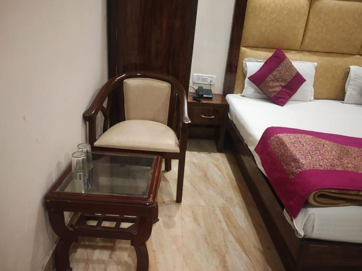 Adb Rooms Hotel Indo Continental Нью-Дели Экстерьер фото