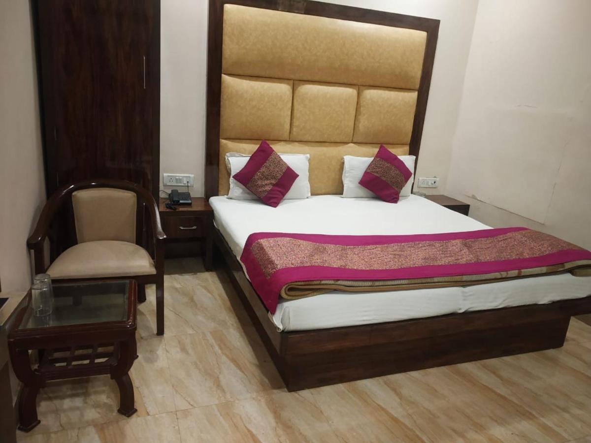 Adb Rooms Hotel Indo Continental Нью-Дели Экстерьер фото