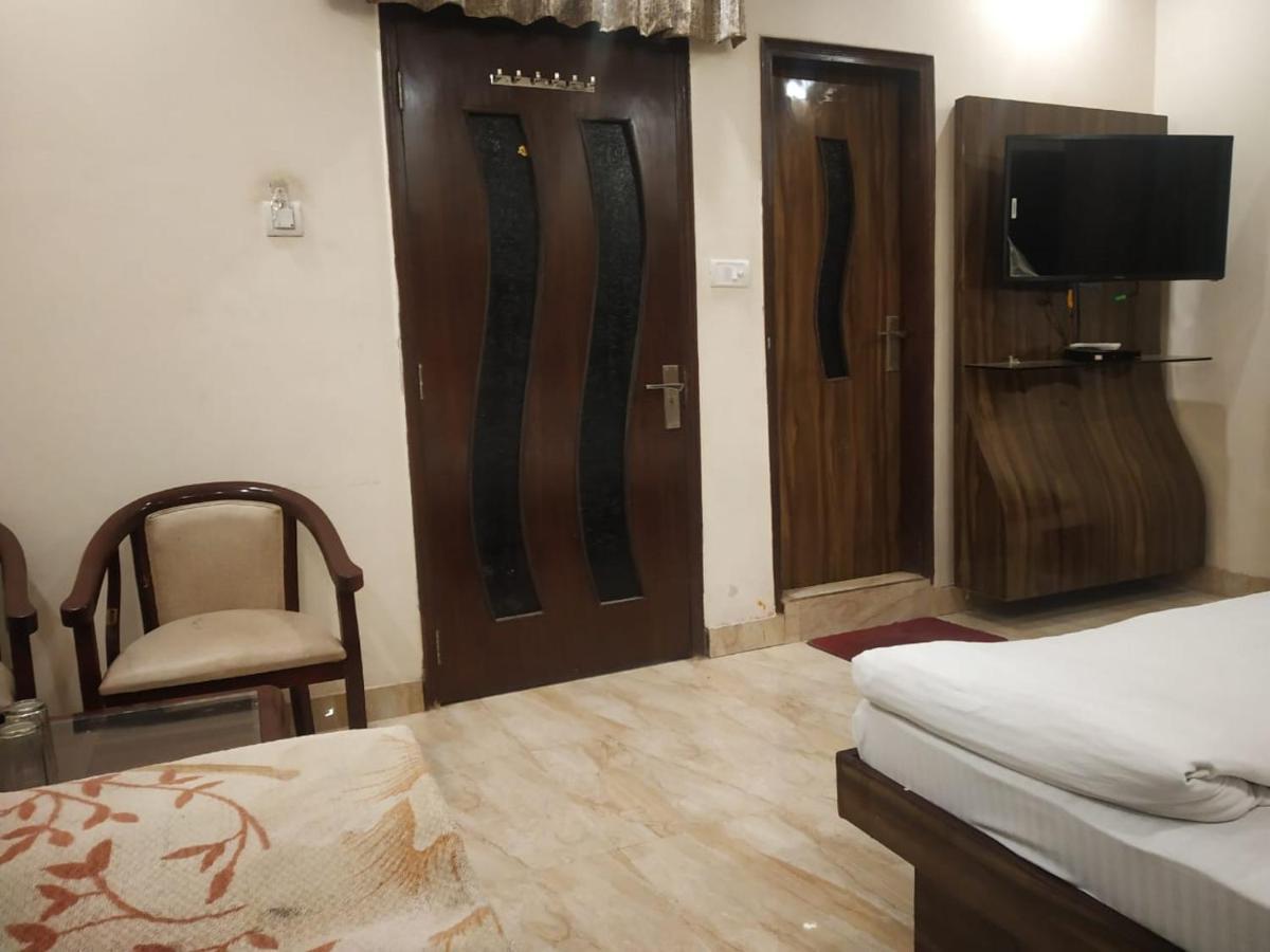 Adb Rooms Hotel Indo Continental Нью-Дели Экстерьер фото